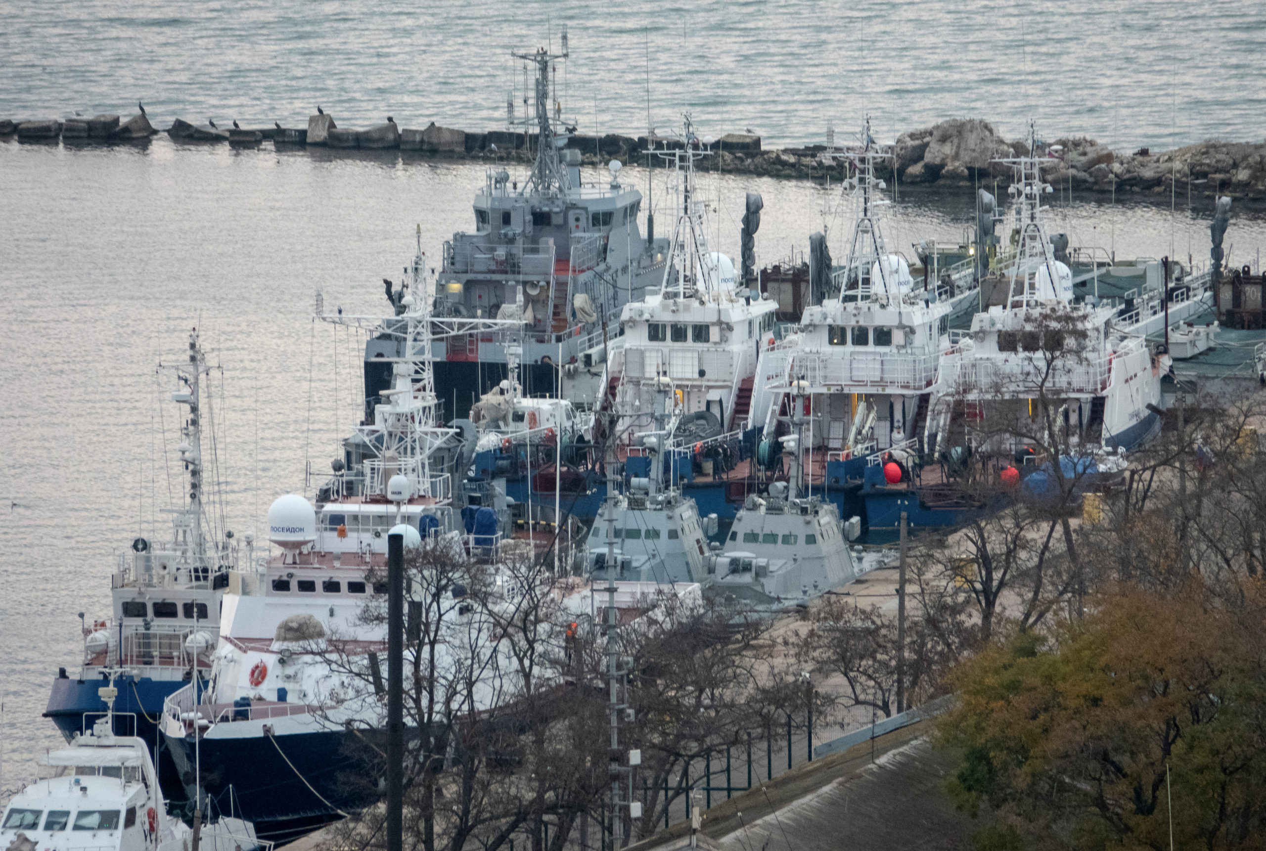 La Russie va restituer trois navires à l'Ukraine