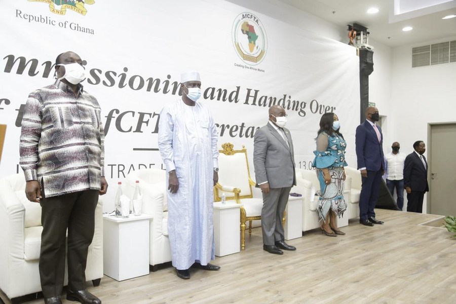 Le président ghanéen Nana Addo Dankwa Akufo-Addo remet le bâtiment du secrétariat de la ZLEC à l'UA
