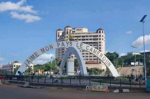 Cameroun : le monument patriote dévoilé en marge de la commémoration de la fête de l’unité nationale à Yaoundé