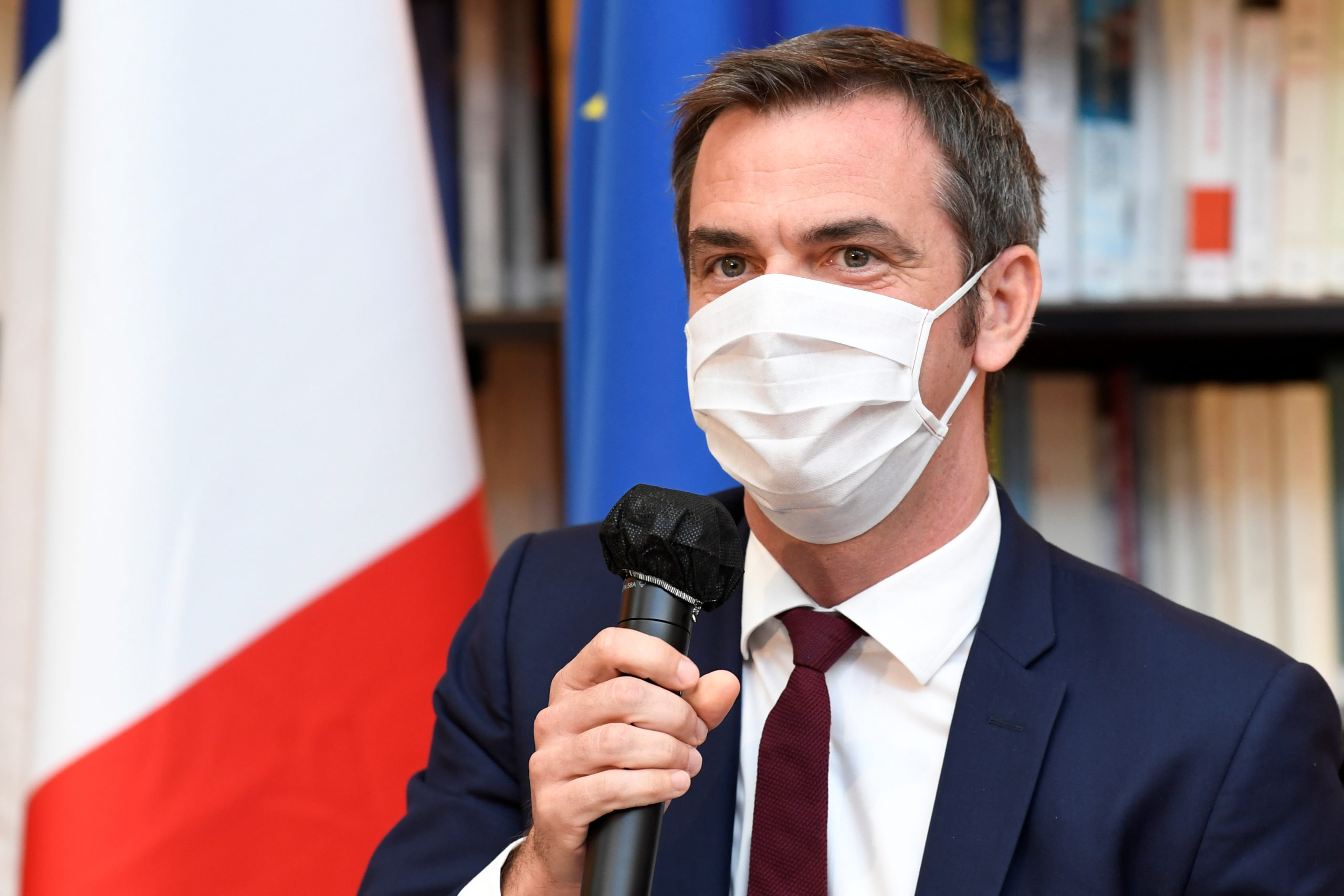 4 millions de masques offerts aux Français les plus précaires