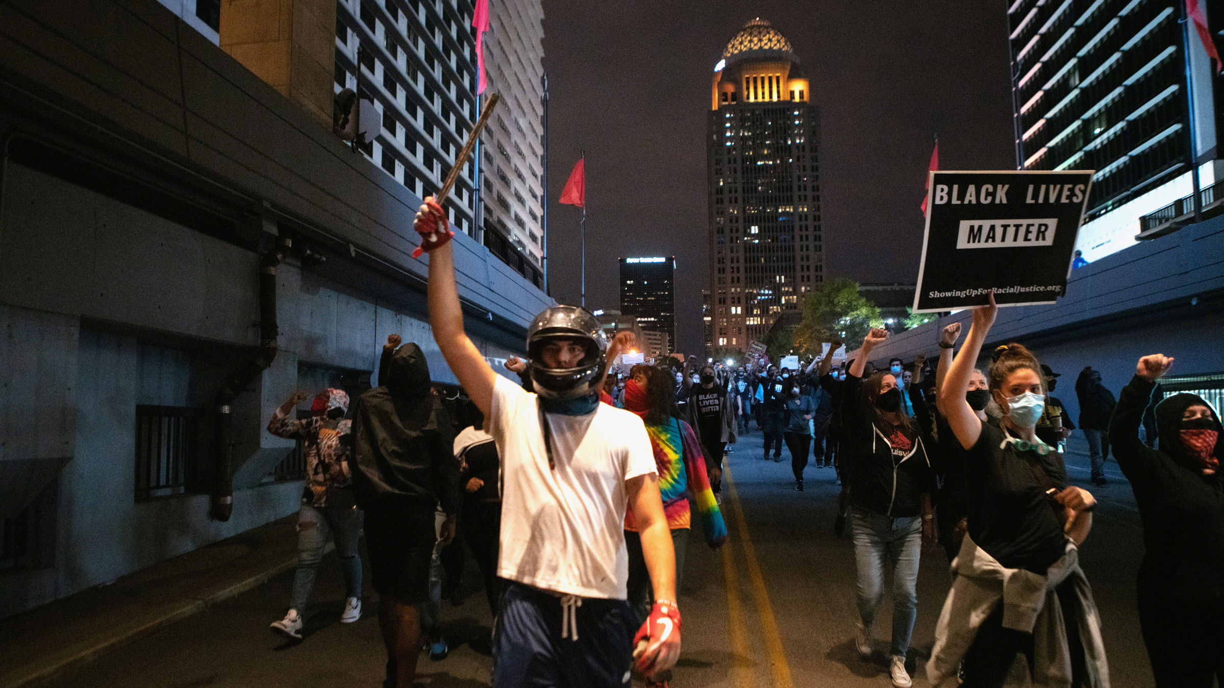 Deuxième nuit de tensions à Louisville après le non-lieu accordé à deux policiers blancs