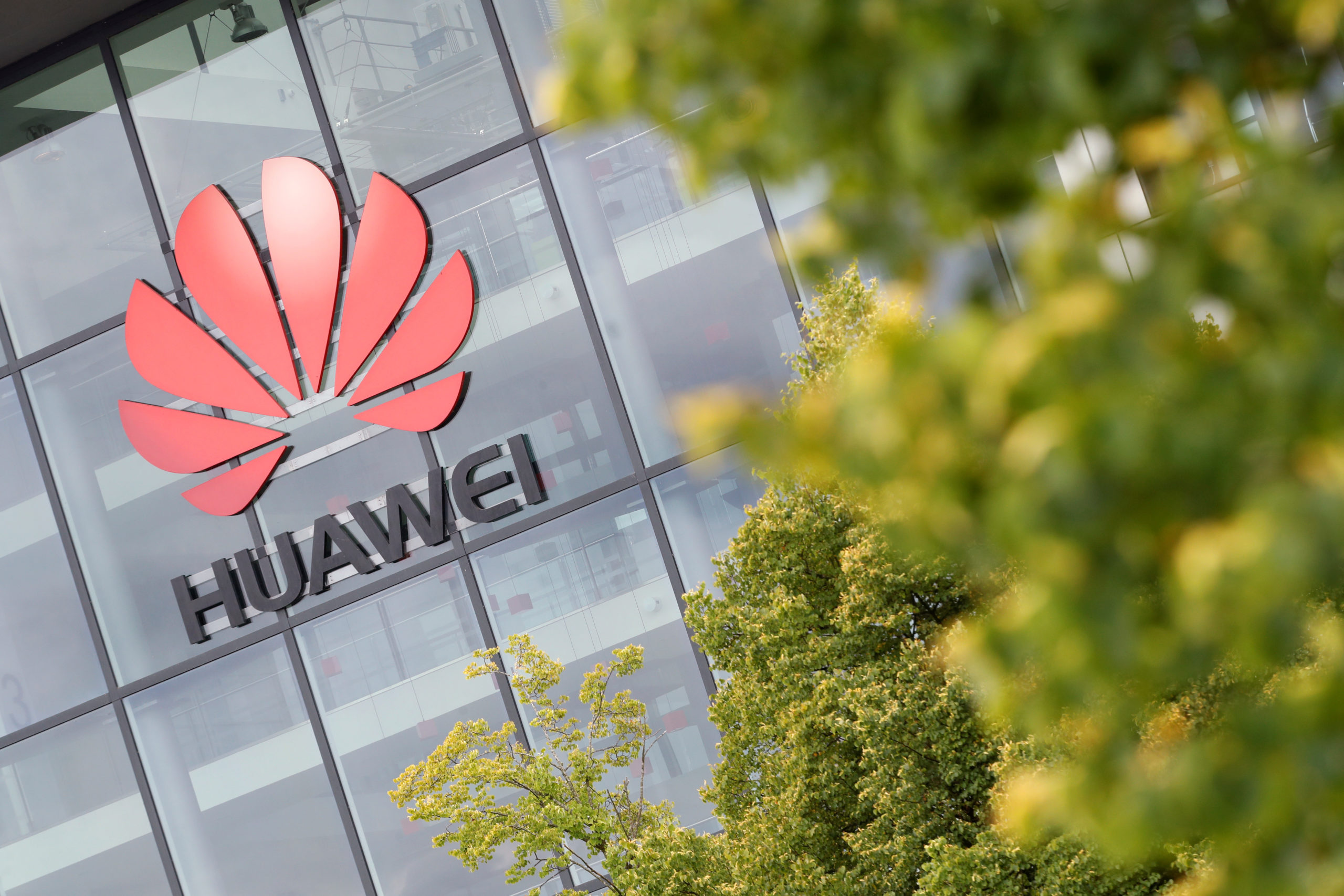 La Grande-Bretagne va bannir Huawei de son réseau télécoms 5G