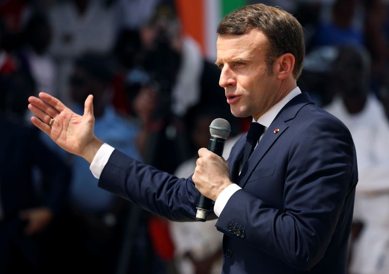 Macron décide de renoncer à sa future retraite présidentielle