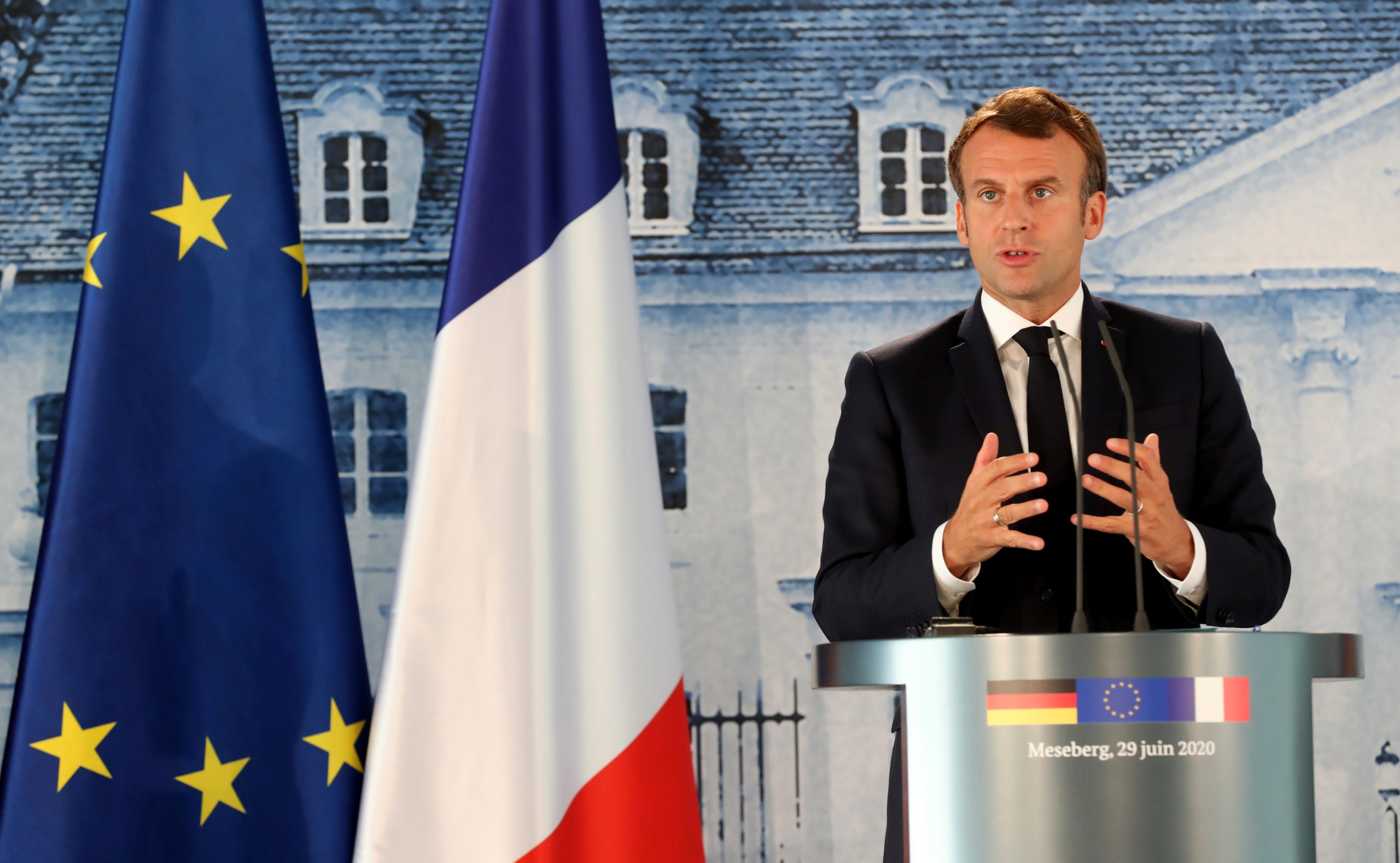 Municipales: Macron ne veut pas tirer de conclusions "excessives"