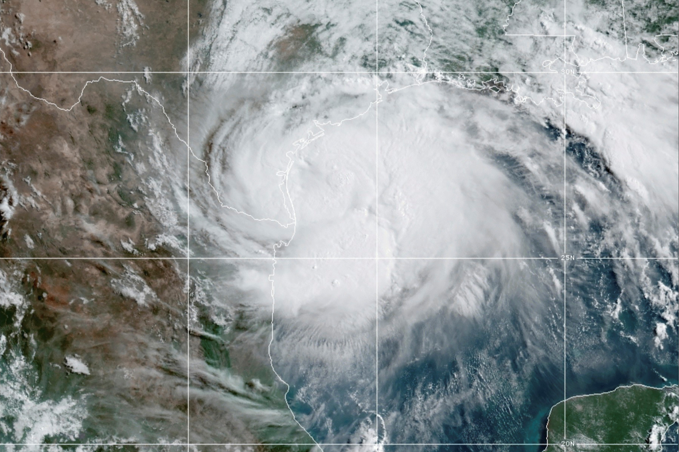 USA: La tempête Hanna frappe le Texas touché par le COVID-19