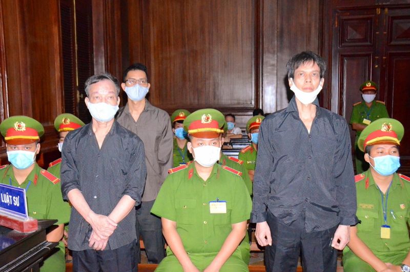 Vietnam: Lourdes peines de prisons pour des journalistes indépendants critiques du régime